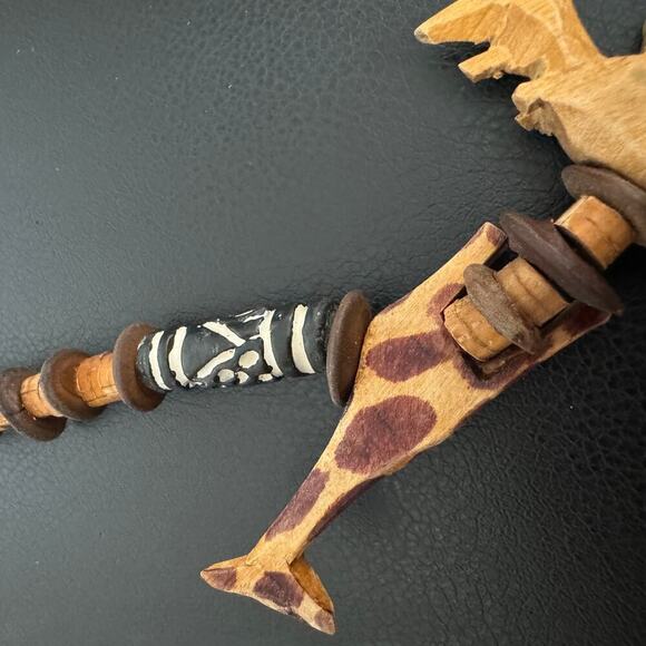 African Animal Necklace Flat Wood & African Beads, Zebra, Giraffe, Leopard, Lion - Picture 8 of 11